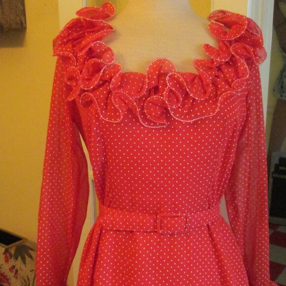 70s Red White Swiss Dot Maxi Dress Cottagecore SO CUTE - Picture 3 of 10